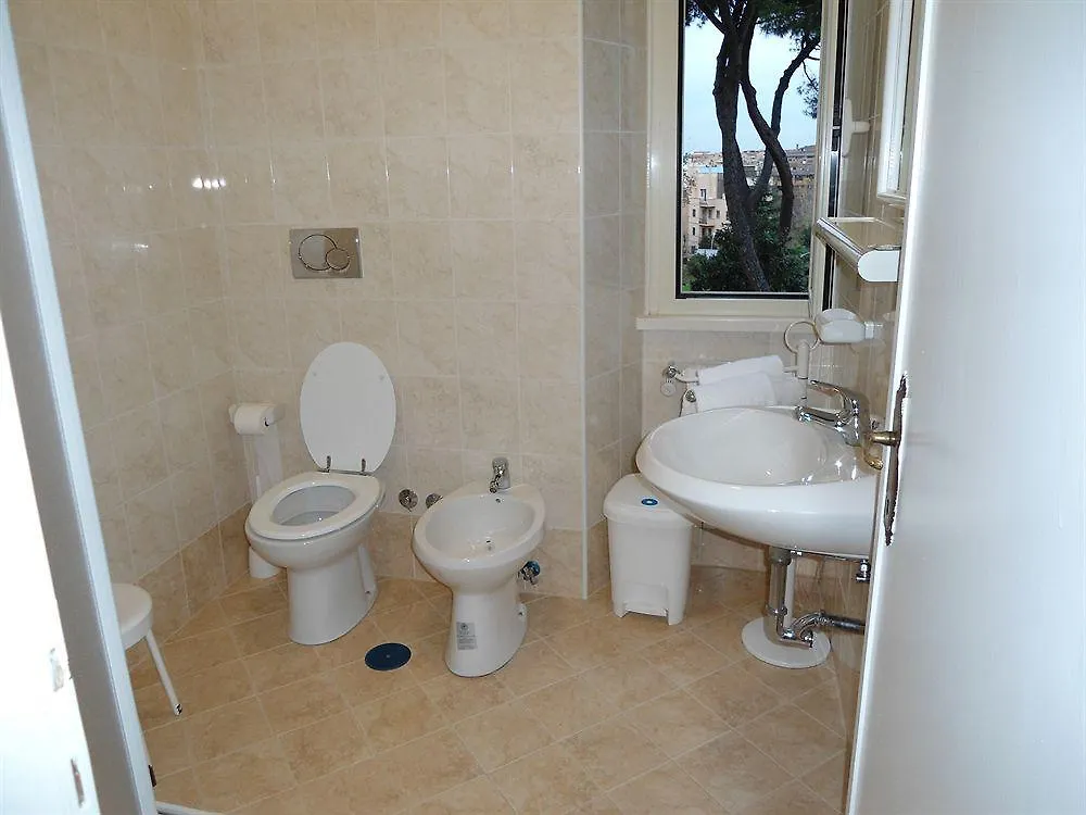 *** Гостевой дом Ostello Villa Monte Mario Рим Италия